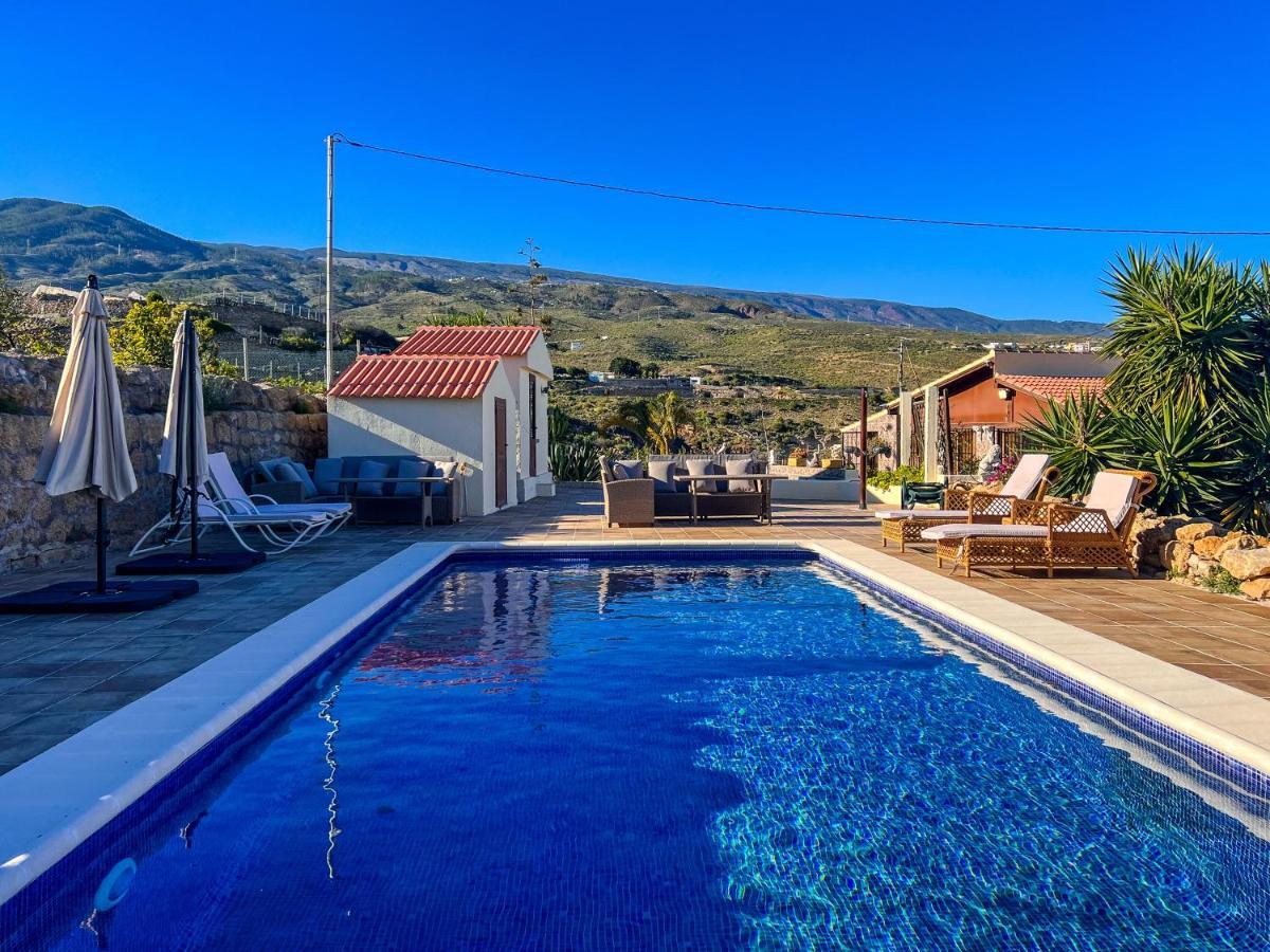 Exquisite Rural House With Garden, Pool And Sea Views Vila Arico Viejo Exterior foto